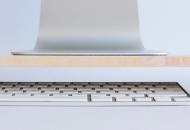 Lifta, una plataforma minimalista y de madera para tu iMac